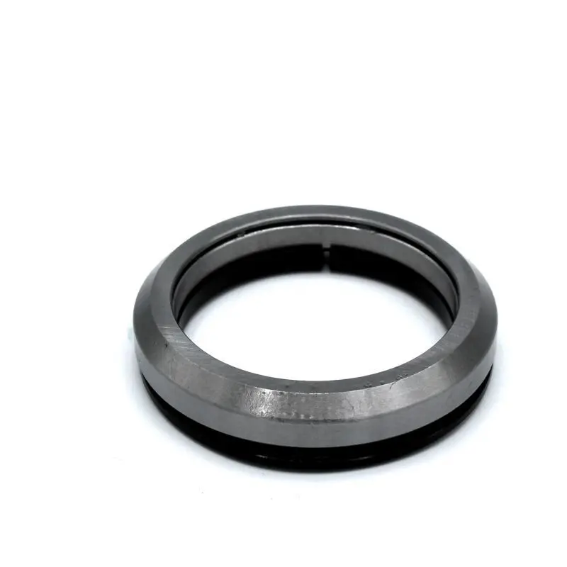 Låg styrhuvud med integrerat lager Black Bearing