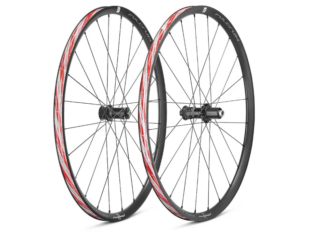 Fulcrum Rapid Red AL Gravel disc hjulset 700c 24mm Campagnolo body aluminium