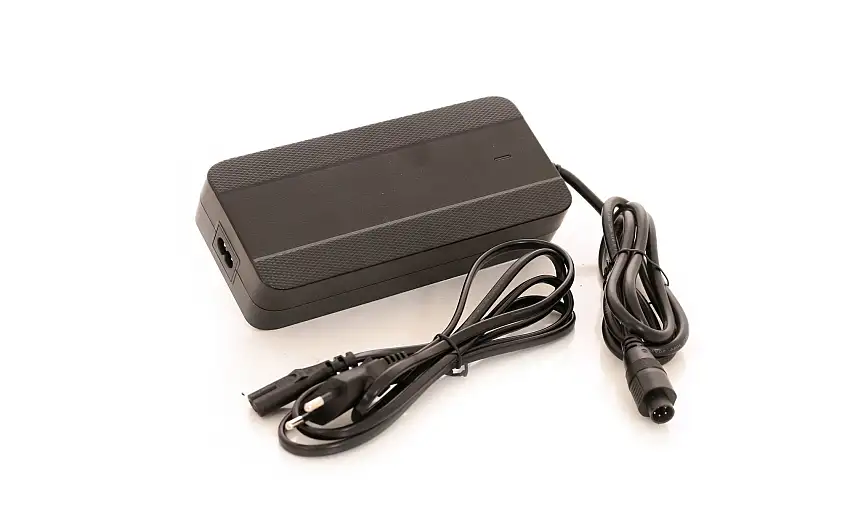 Batteriladdare Sport Drive Fast Charger, 36V/4A