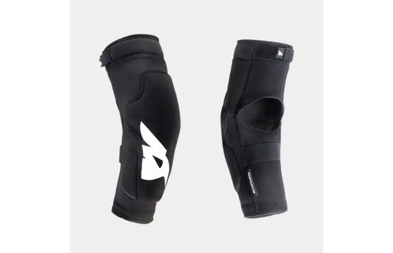 Bluegrass Armbågsskydd Solid Elbow Storlek Large