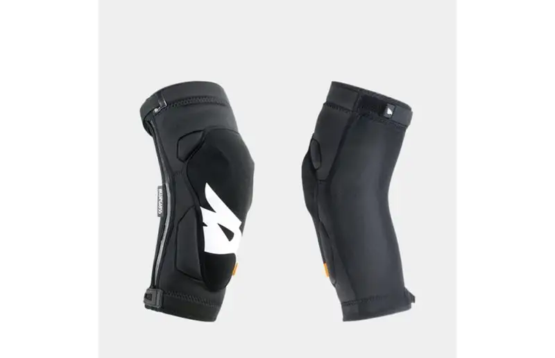 Bluegrass Knäskydd Solid D3O Knee Storlek Medium