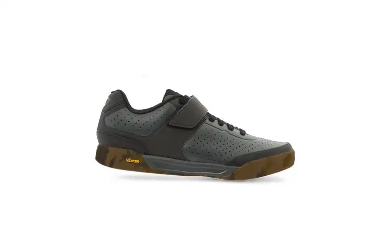 Giro Chamber Ii Black/Darkshadow/Gum