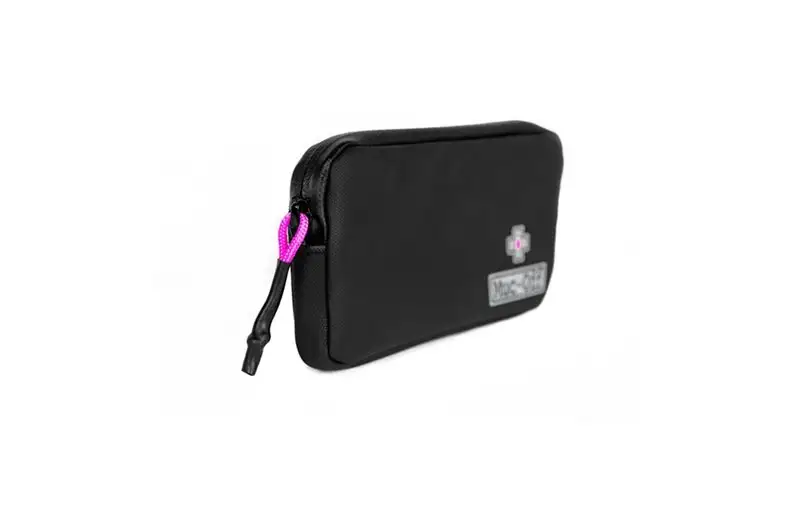 Muc-Off Essentials Case Rainproof